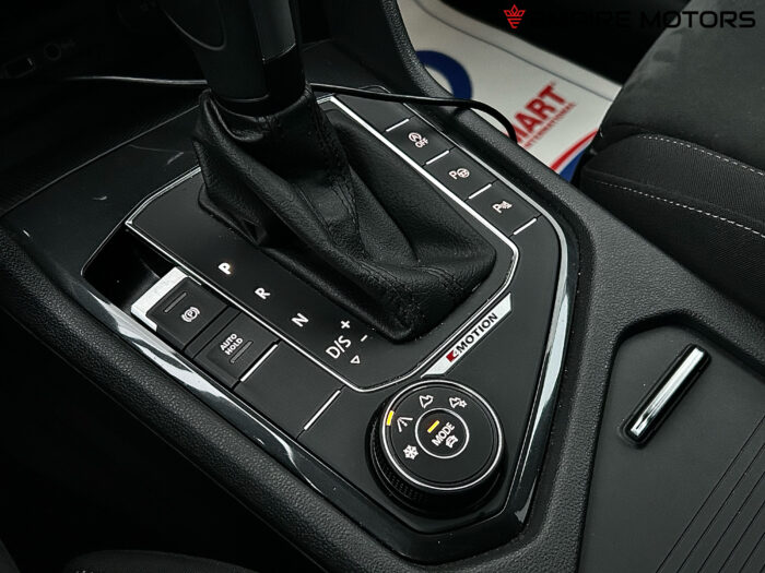 Volkswagen Tiguan 2.0TDI R-Line 4-Motion 2020 - Bild 16