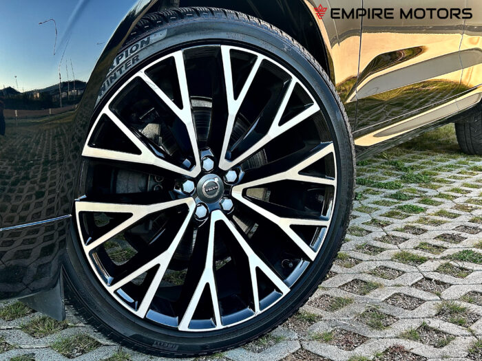 Volvo XC60 D4 AWD Geartronic Momentum Euro 6 -2019 - Bild 3